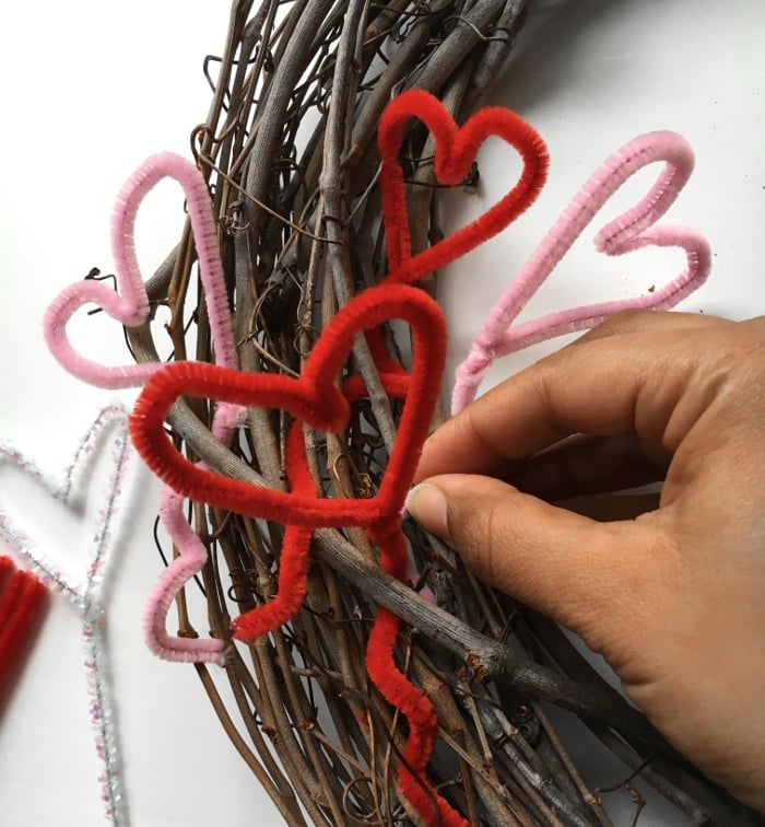 Make an easy DIY Valentin'e wreath for under $5!