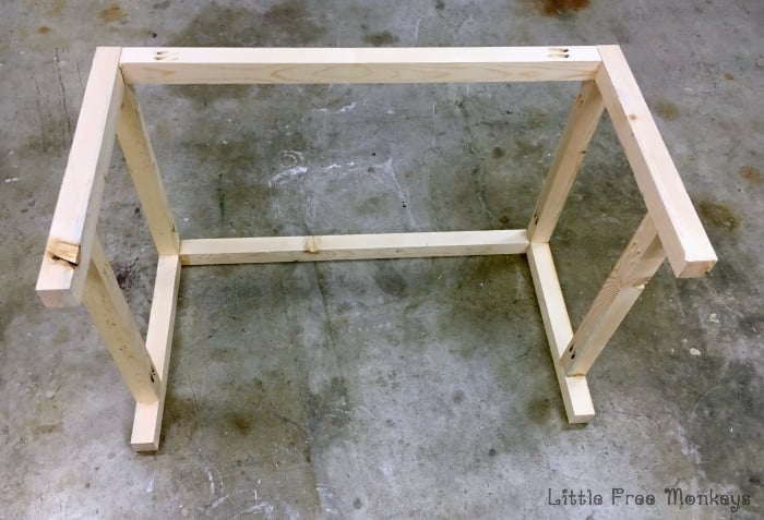 easy $15 diy outdoor coffee table - free plans - anika's diy life easy $15 diy outdoor coffee table - free plans - anika's diy life