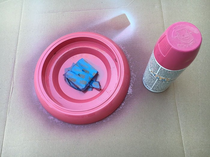 Spray painting the Ikea Rusch wall clock