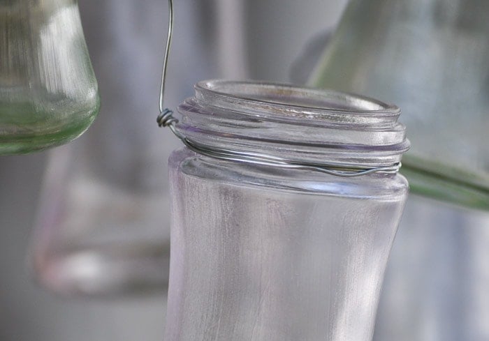 How to make outdoor decor with a recycled glass bottle. 