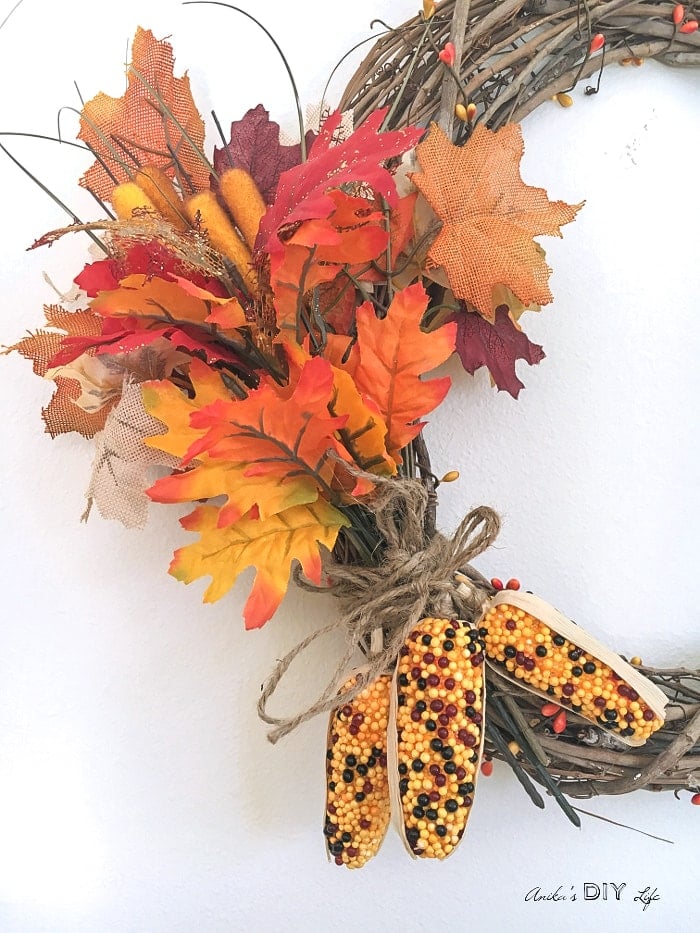 Such a pretty, rustic and easy Fall wreath! You will not believe how quick it was to make! 