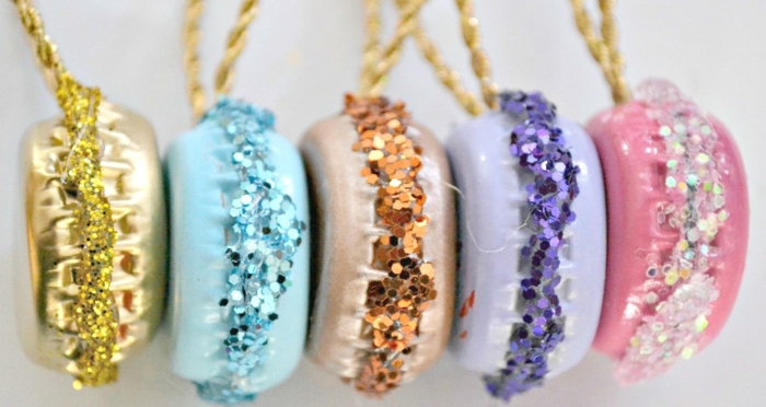 Look at these gorgeous and unique DIY Christmas Ornaments