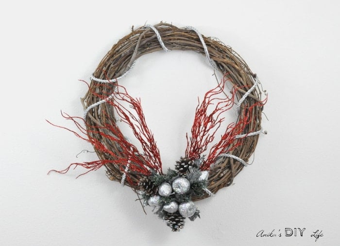 This is such a super easy DIY Christmas wreath! It is so pretty and quick to make!
