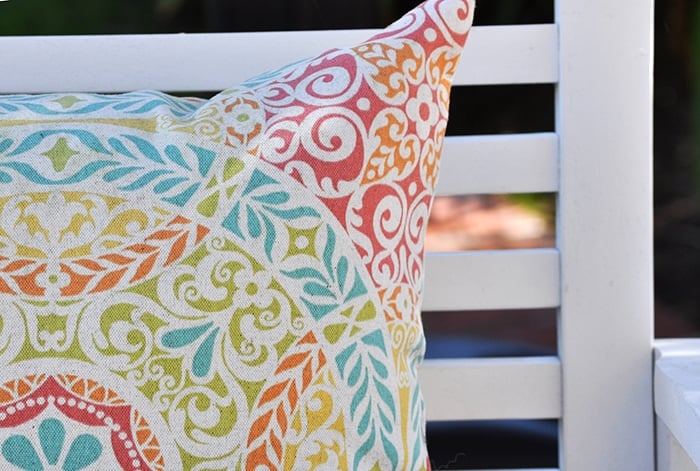 How to clean and sanitize outdoor pillows without chemicals