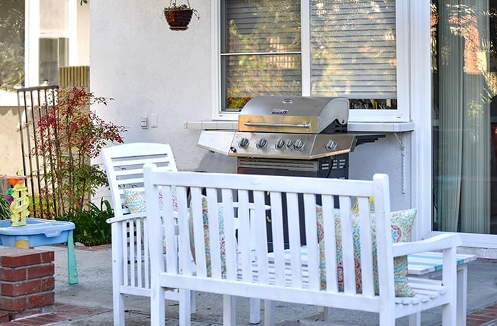How to clean outdoor patio furniture without chemicals