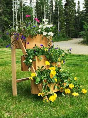 45 Easy And Amazing DIY Wooden Planter Box Ideas You Can Make!