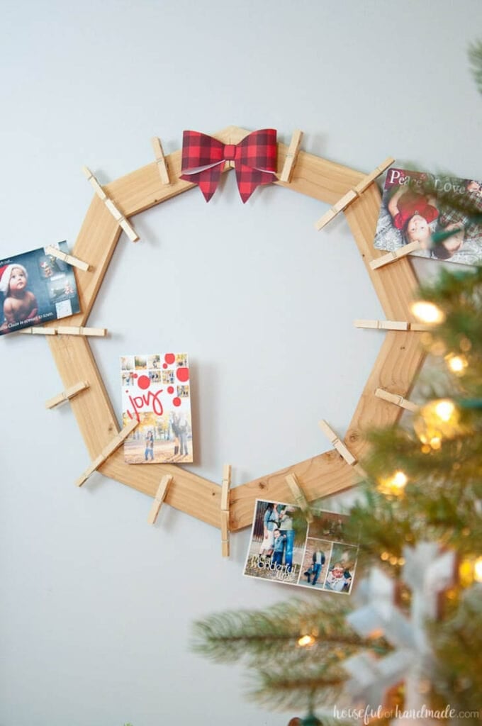 wood wreath Christmas card holder