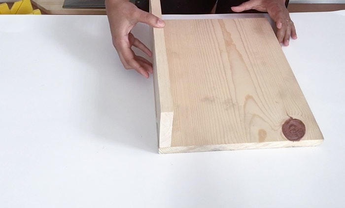 Your mail will thank you! Easy DIY mail organizer | No power tools needed | 