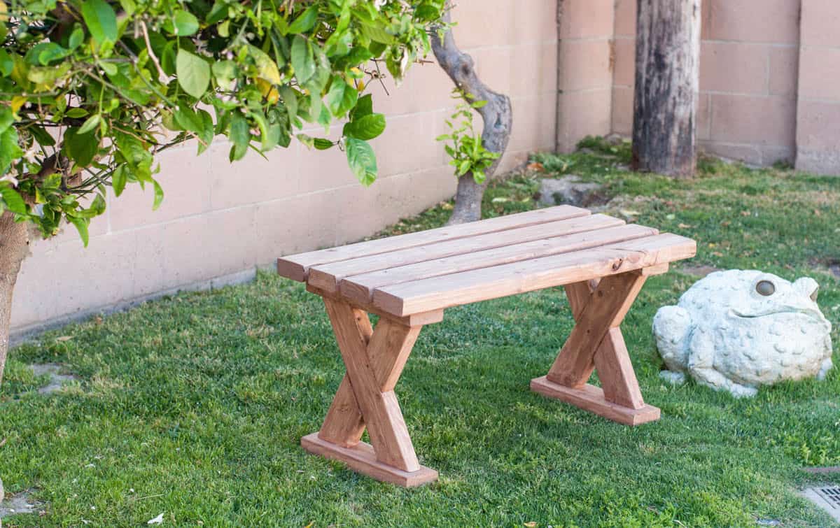 outdoor bench made with 2X4s and x-leg design