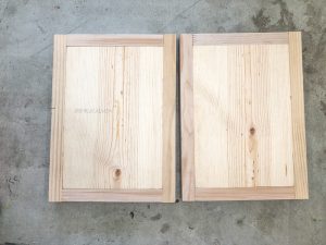 How To Make A DIY C-Table With Mirror Accents - Free Plans