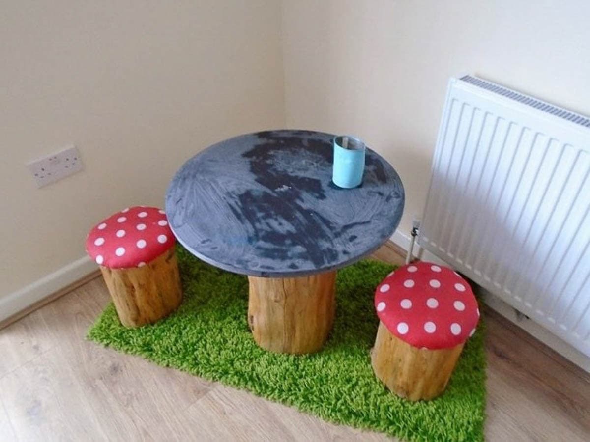 39 Easy DIY Kids Table And Chair Ideas You Can Build!