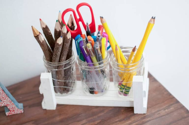 35 Simple And Creative Scrap Wood Projects Anyone Can Make!