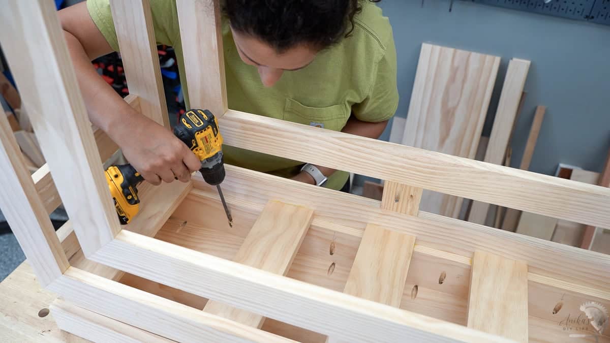 Attaching the top to the console table using pocket hole screws