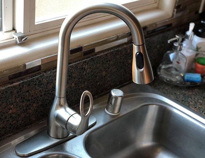 diy kitchen sink faucet replacement