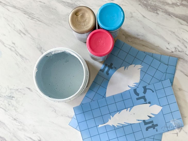 Fail Proof DIY Reusable Stencil With Cricut - Daily Dose of DIY