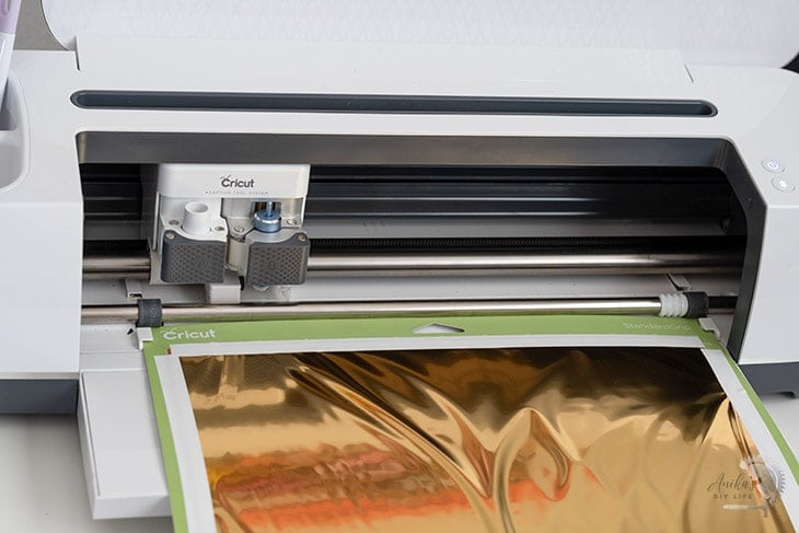 Foil transfer loading into machine