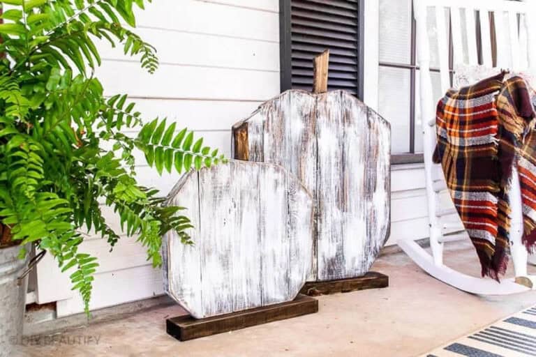 25 Inspiring DIY Wooden Pumpkin Ideas You Can Make For Fall - Anika's ...