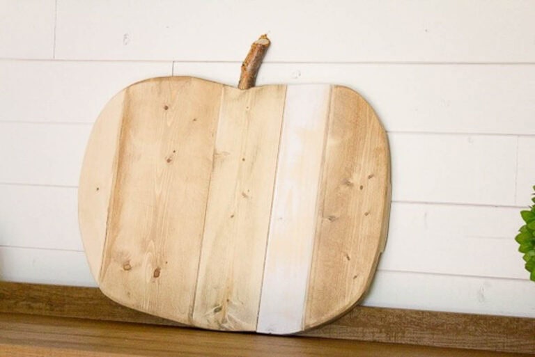25 Inspiring DIY Wooden Pumpkin Ideas You Can Make For Fall - Anika's ...
