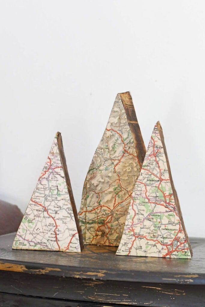 23 Easy Scrap Wood Christmas Projects for 2021 - Anika's DIY Life