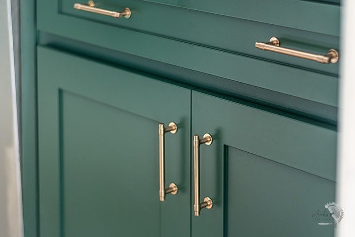 close up of the doors and hardware