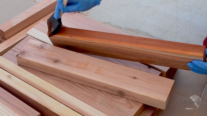 DIY Outdoor Storage Box / Bench - Sand and Sisal