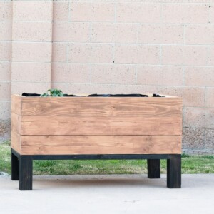 How To Build A DIY Modern Planter Box - Anika's DIY Life