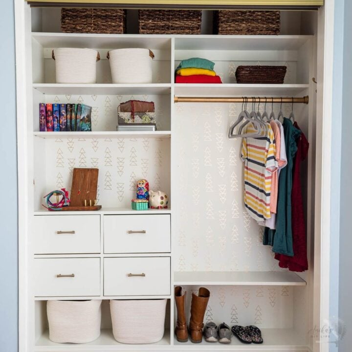 Do you need a way to organize your closet but don't want to spend too much money? Follow this DIY closet organizer tutorial to show you how to make an easy and customizable wood organizer for your clothes.