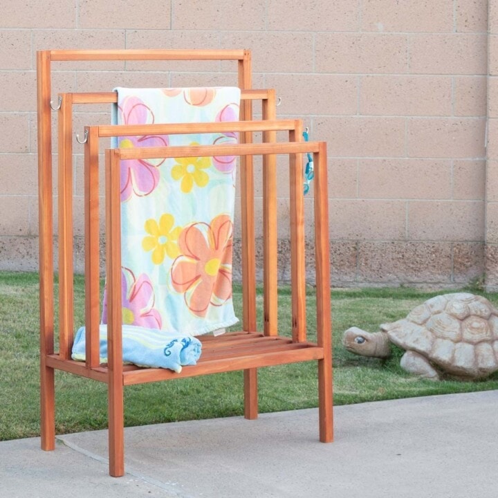 Simple Woodworking Plans For Beginners - Anika's DIY Life