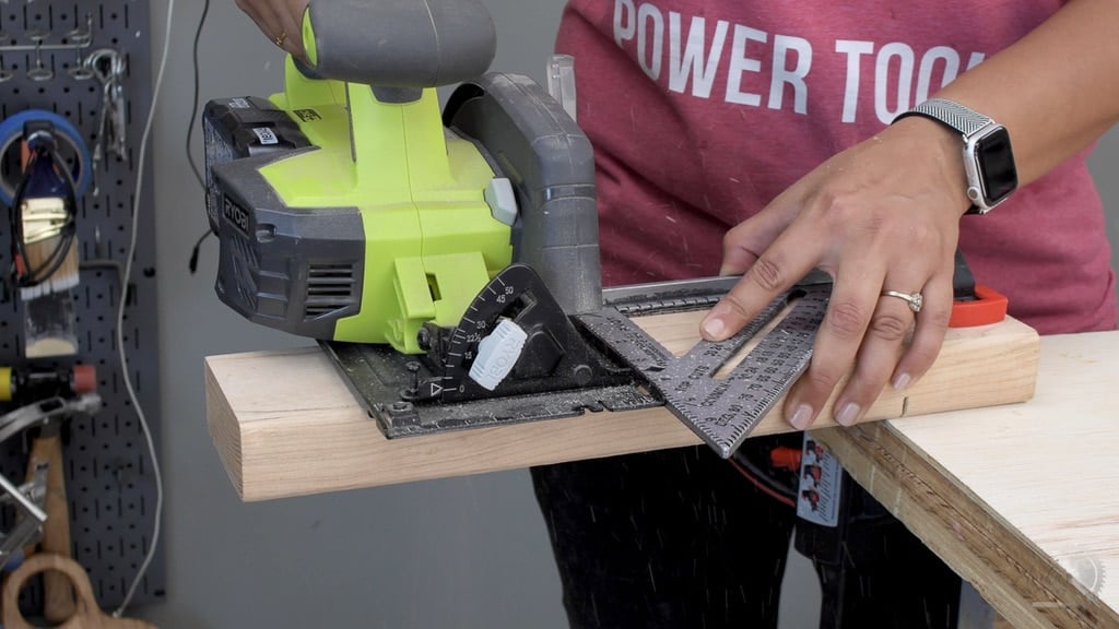 How To Use A Circular Saw A Complete Beginner's Guide Anika's DIY Life