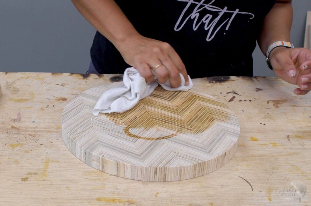 Applying oil based finish on patterned plywood  