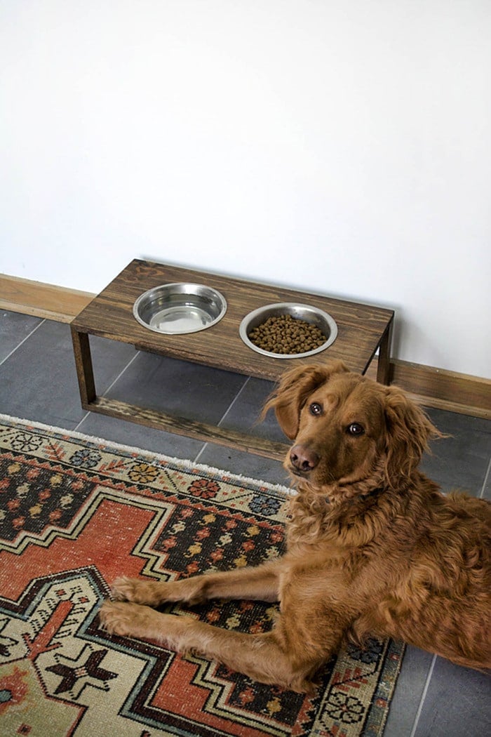 DIY Modern Dog Bowl Stand from Scrap Wood--{just 4 Easy Steps!}