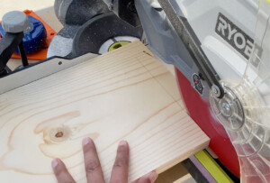 How To Make Accurate Cuts With A Miter Saw (8 Essential Tips) - Anika's ...