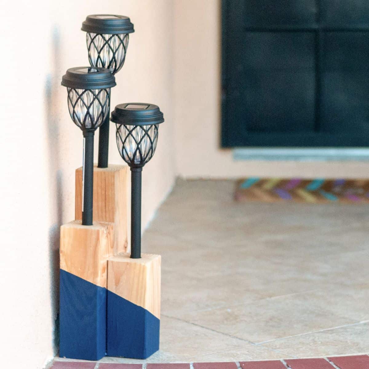 DIY solar light post from 4X4s