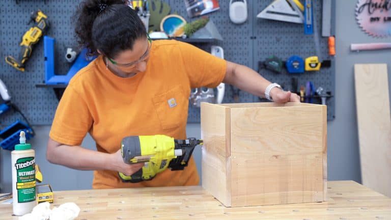 How To Build A DIY Tall Modern Planter - Anika's DIY Life