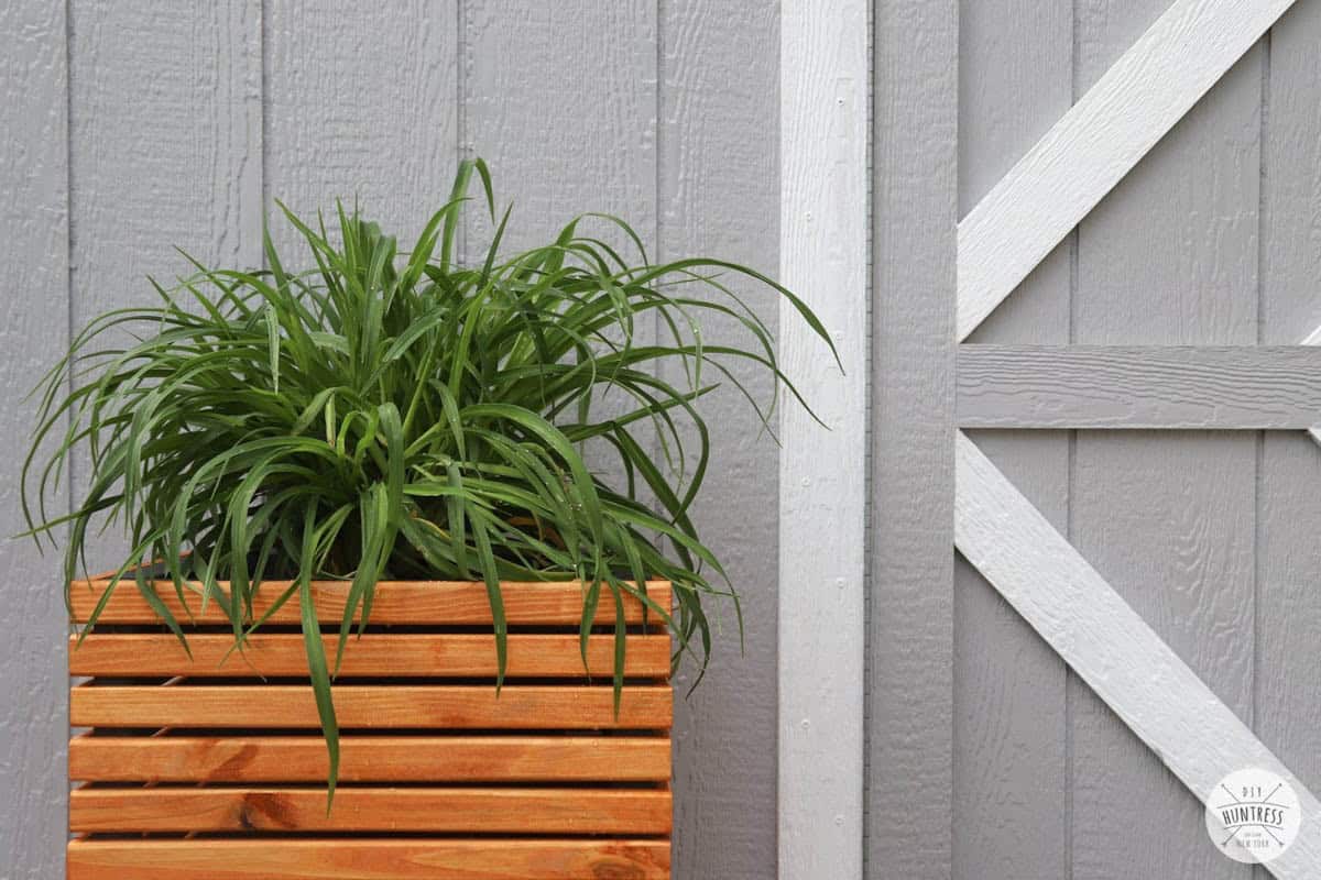 Modern slat wood planter 