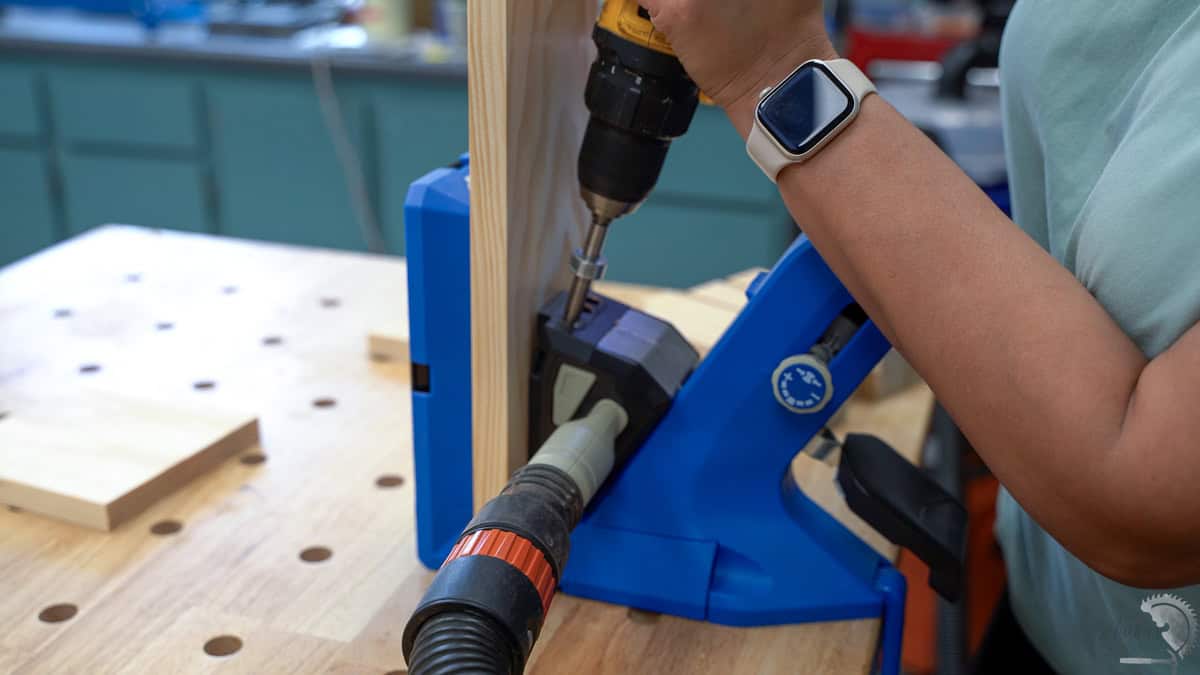 using a kreg 720 to make pocket holes in 1x6 boards