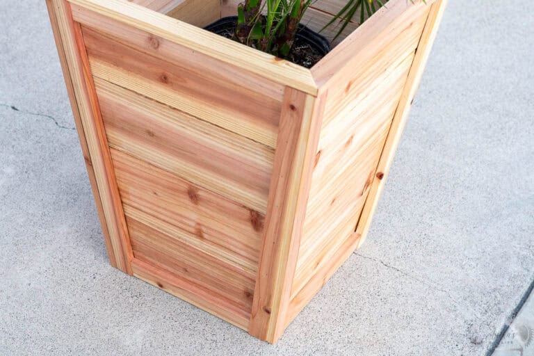 How To Build A DIY Tapered Planter Box For Beginners - Anika's DIY Life